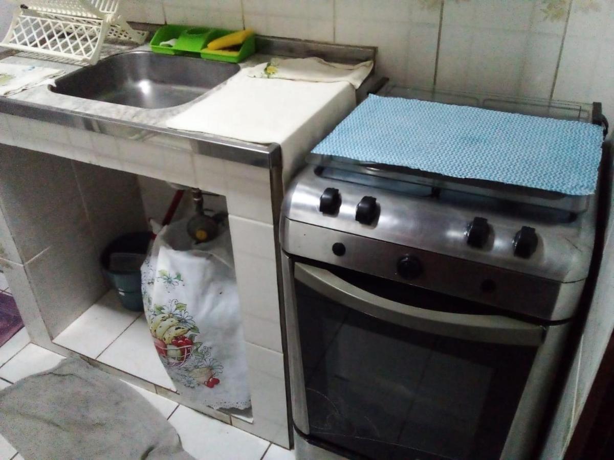 Kitinete Em Itanhaem Apartment Bagian luar foto